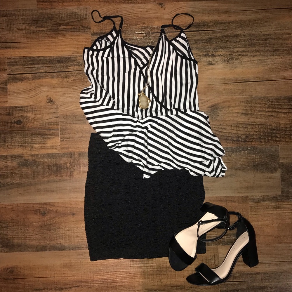 Forever 21 Black Mini Skirt